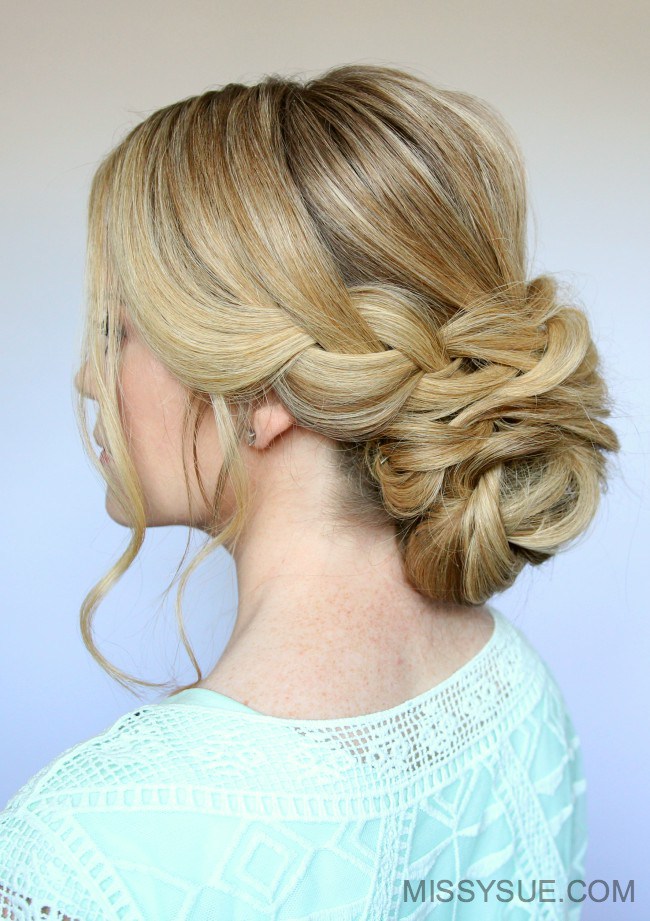 Bridal low bun hairstyle diy