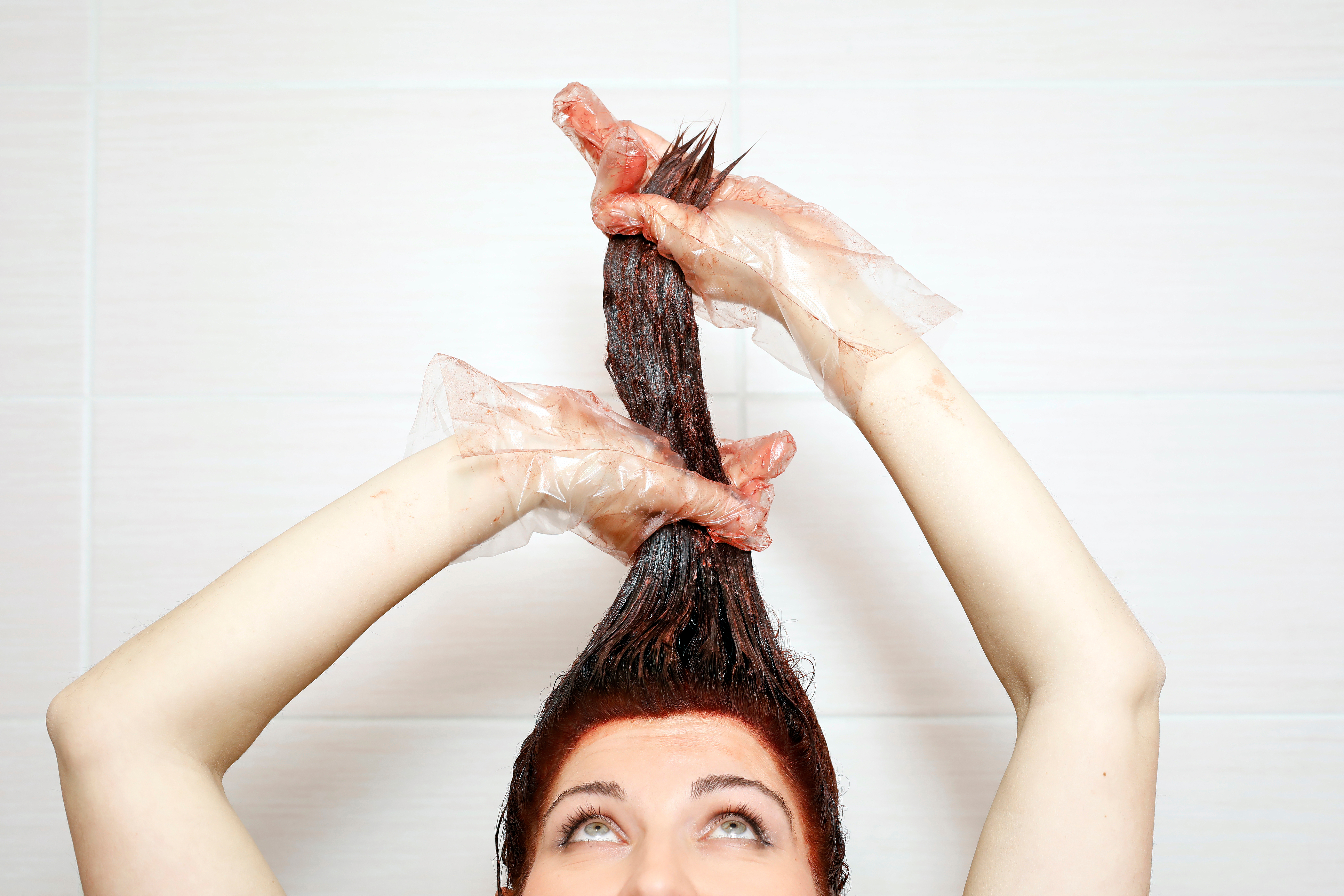 Чем покрасить волосы в домашних условиях самой себе