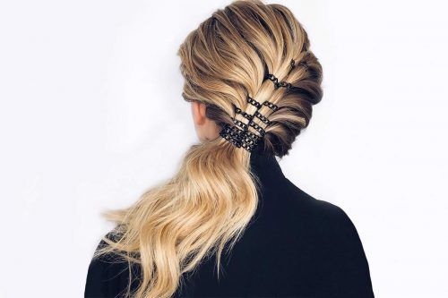 25 Sexy & Daring Hairstyles You Can Create With Hair Rings