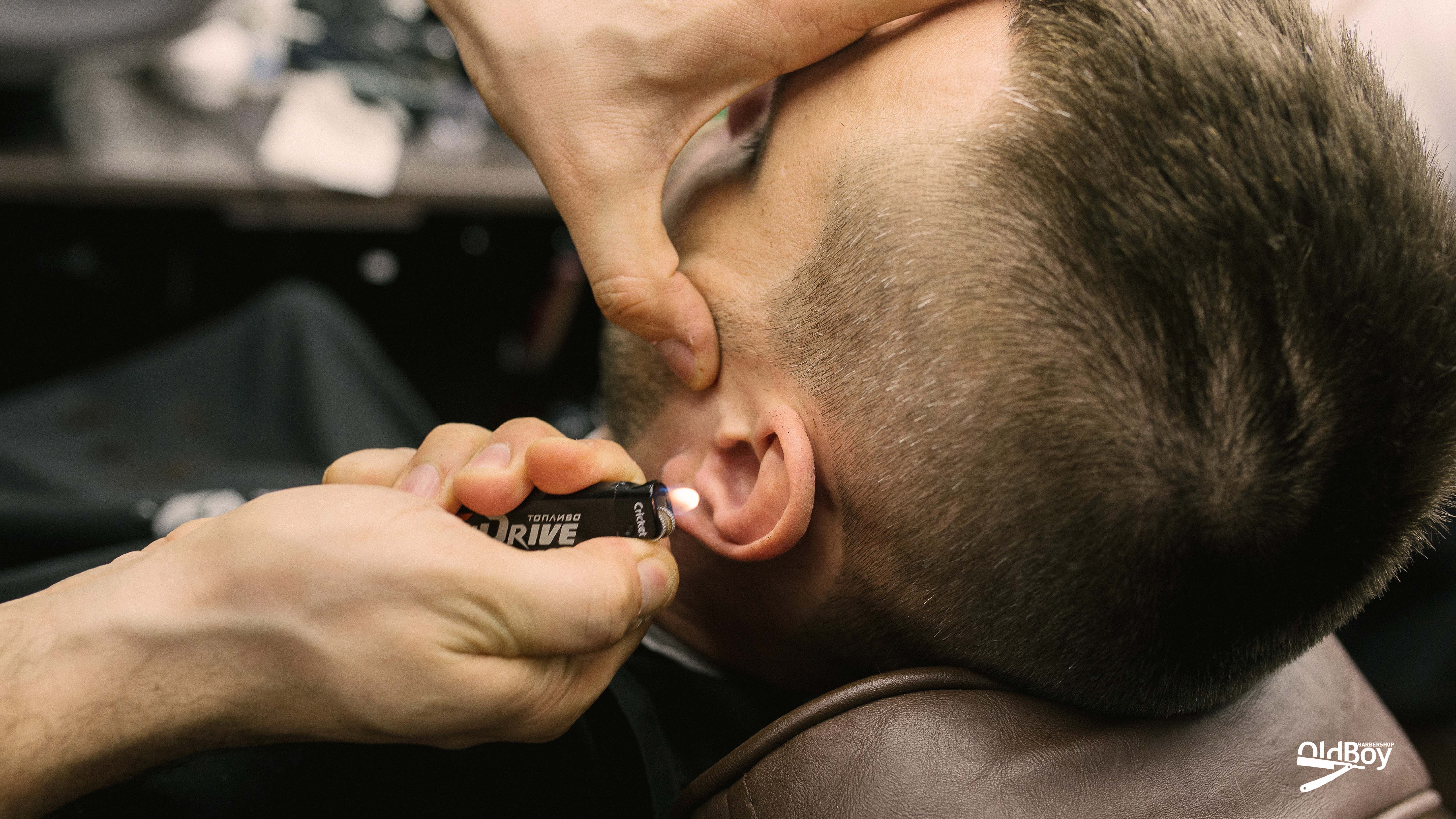 Как избавиться от волос на ушах у мужчины народными средствами